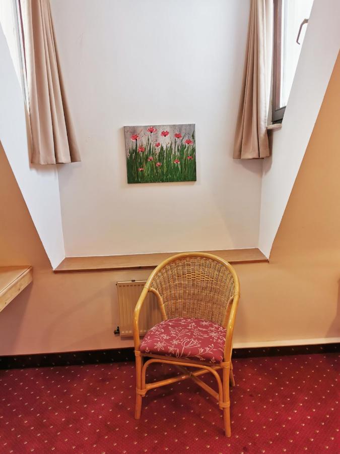 Landhotel Oelmuehle Mombris المظهر الخارجي الصورة
