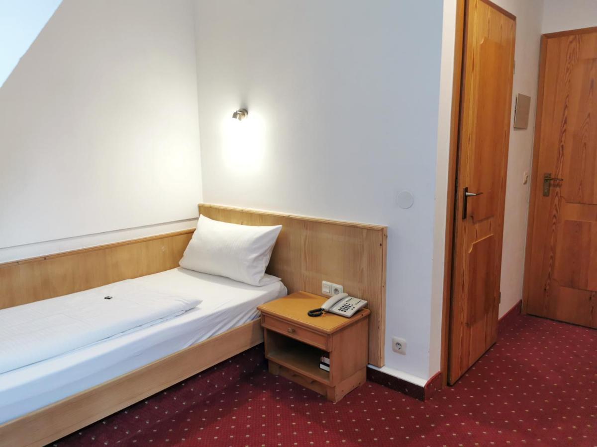 Landhotel Oelmuehle Mombris المظهر الخارجي الصورة