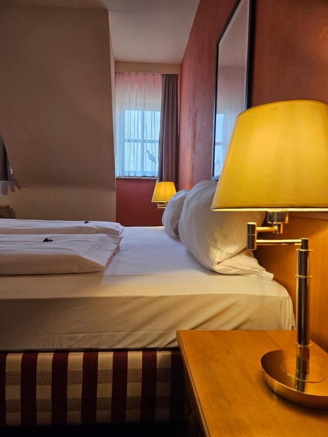 Landhotel Oelmuehle Mombris المظهر الخارجي الصورة