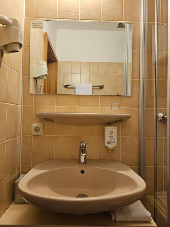 Landhotel Oelmuehle Mombris المظهر الخارجي الصورة