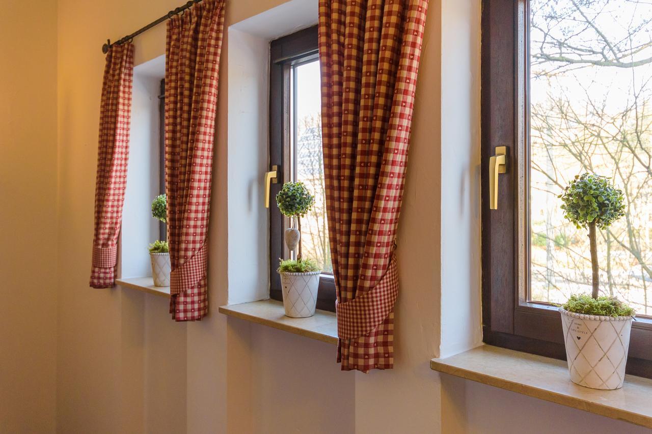 Landhotel Oelmuehle Mombris المظهر الخارجي الصورة